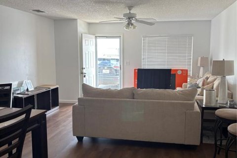 Condominio en alquiler en Winter Haven, Florida, 2 dormitorios, 99.68 m2 № 2107351 - foto 4