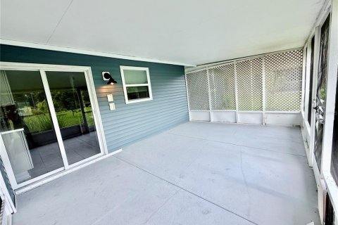 House in Port Charlotte, Florida 2 bedrooms, 107.4 sq.m. № 1876083 - photo 30