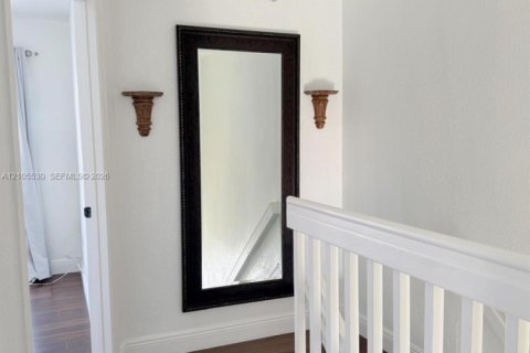 Touwnhouse à vendre à West Miami, Floride: 2 chambres, 106.84 m2 № 2424645 - photo 15