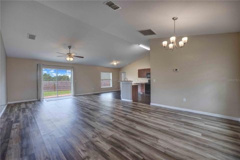 House in Ocala, Florida 3 bedrooms, 131.55 sq.m. № 1773072 - photo 5