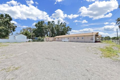 Propiedad comercial en venta en Tampa, Florida, 167.22 m2 № 1655168 - foto 8