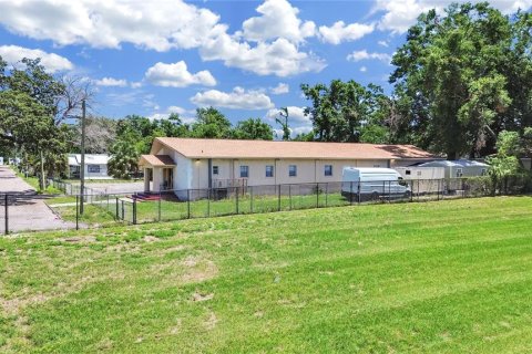 Propiedad comercial en venta en Tampa, Florida, 167.22 m2 № 1655168 - foto 5