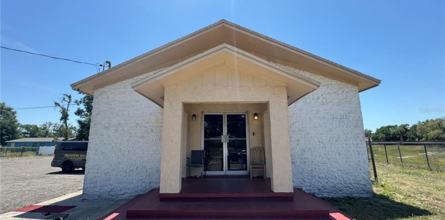 Propiedad comercial en Tampa, Florida 167.22 m2 № 1655168