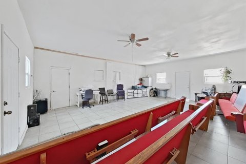 Propiedad comercial en venta en Tampa, Florida, 167.22 m2 № 1655168 - foto 24