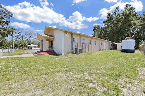Propiedad comercial en venta en Tampa, Florida, 167.22 m2 № 1655168 - foto 3