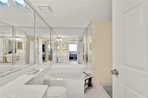 Copropriété à vendre à Sunrise, Floride: 3 chambres, 127.28 m2 № 1804412 - photo 20