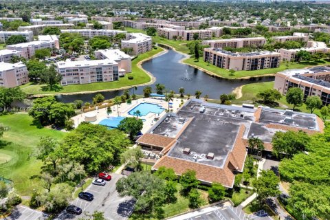 Copropriété à vendre à Sunrise, Floride: 3 chambres, 127.28 m2 № 1804412 - photo 4