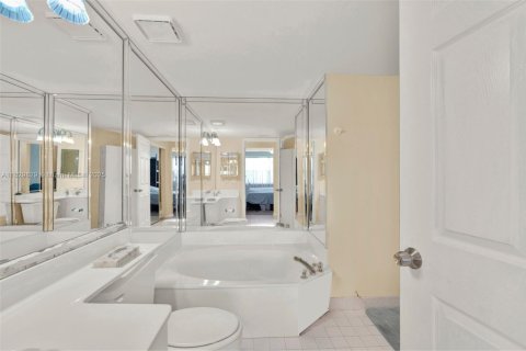 Copropriété à vendre à Sunrise, Floride: 3 chambres, 127.28 m2 № 1804412 - photo 27