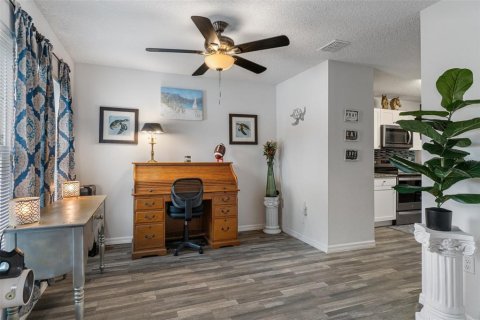 Casa en venta en Citrus Springs, Florida, 5 dormitorios, 212.56 m2 № 1754921 - foto 5