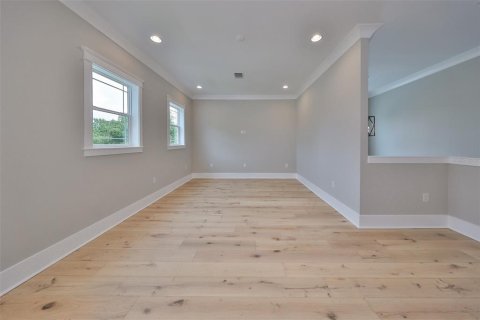 House in Tampa, Florida 4 bedrooms, 333.61 sq.m. № 1376823 - photo 30