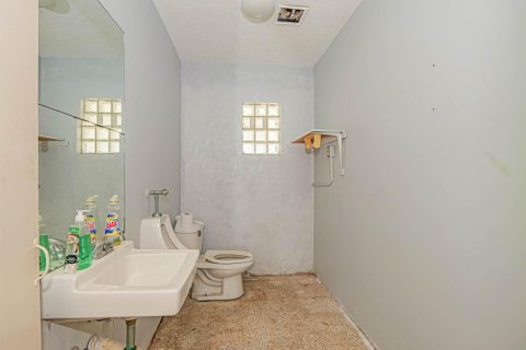 Propiedad comercial en venta en Melbourne, Florida № 2083702 - foto 10