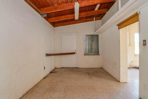Propiedad comercial en venta en Melbourne, Florida № 2083702 - foto 9
