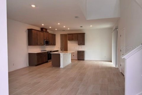 House in Groveland, Florida 4 bedrooms, 232.07 sq.m. № 2347164 - photo 6