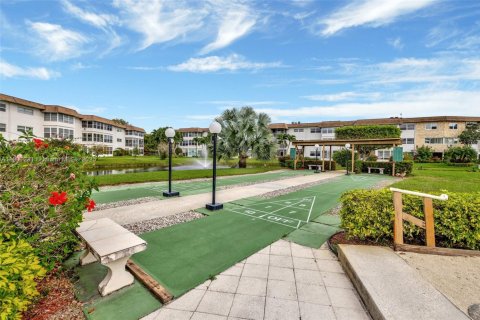 Condominio en venta en Lauderdale Lakes, Florida, 2 dormitorios, 87.7 m2 № 1951520 - foto 30