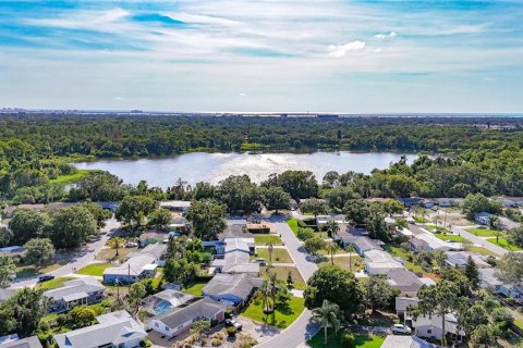 Villa ou maison à vendre à Clearwater, Floride: 2 chambres, 81.94 m2 № 1760131 - photo 11