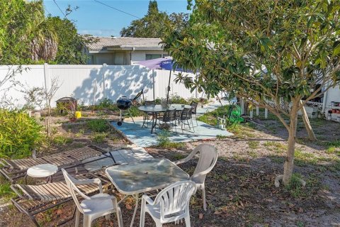 Villa ou maison à vendre à Clearwater, Floride: 2 chambres, 81.94 m2 № 1760131 - photo 9