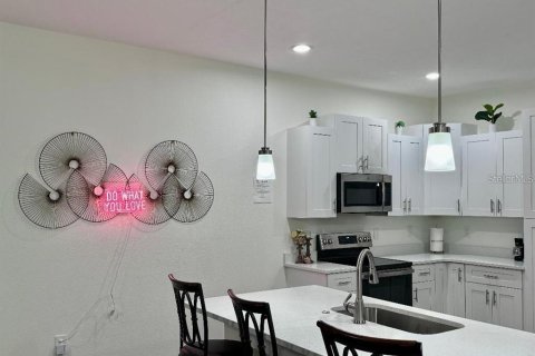 Casa en alquiler en Longwood, Florida, 4 dormitorios, 173.54 m2 № 2105749 - foto 6