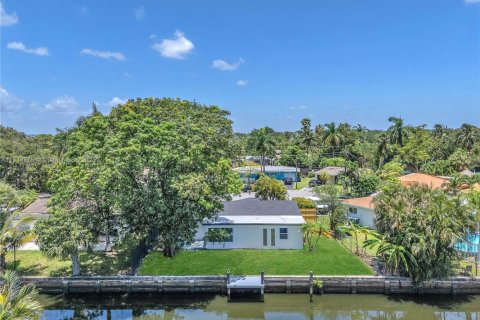 House in Oakland Park, Florida 3 bedrooms, 125.33 sq.m. № 1836149 - photo 23