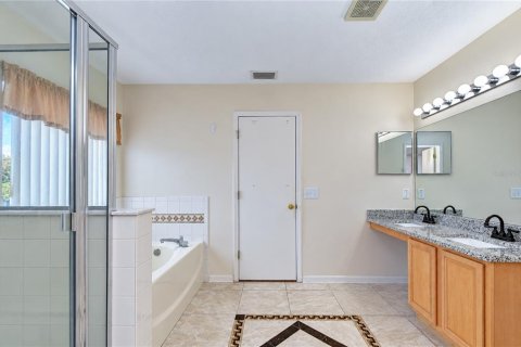 Casa en venta en Riverview, Florida, 4 dormitorios, 291.16 m2 № 2384489 - foto 18