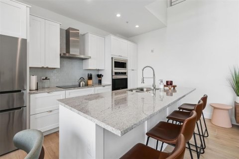Condo in Sarasota, Florida, 3 bedrooms  № 2125827 - photo 27