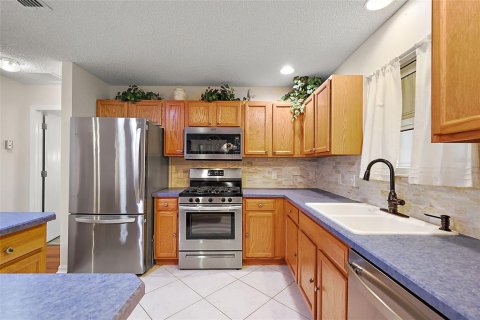 Casa en venta en The Villages, Florida, 3 dormitorios, 150.69 m2 № 1832601 - foto 7