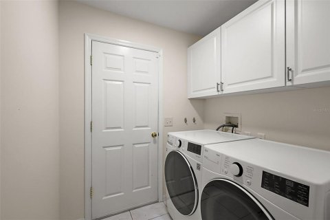 Casa en venta en The Villages, Florida, 3 dormitorios, 150.69 m2 № 1832601 - foto 23