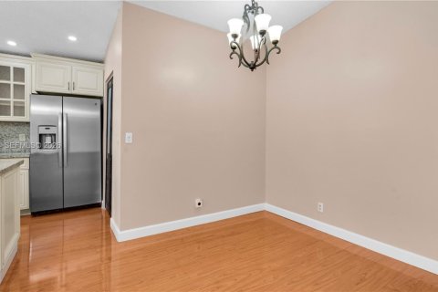 Villa ou maison à vendre à Sunrise, Floride: 3 chambres, 97.55 m2 № 2012040 - photo 14