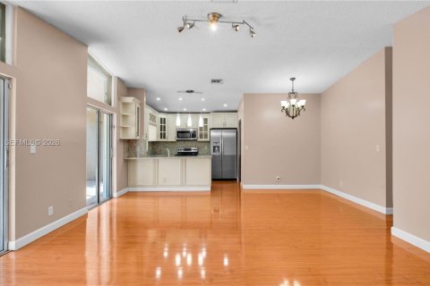 Villa ou maison à vendre à Sunrise, Floride: 3 chambres, 97.55 m2 № 2012040 - photo 18