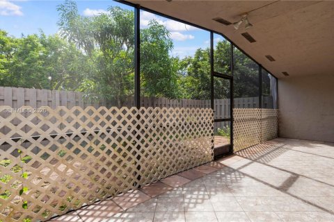 Villa ou maison à vendre à Sunrise, Floride: 3 chambres, 97.55 m2 № 2012040 - photo 21