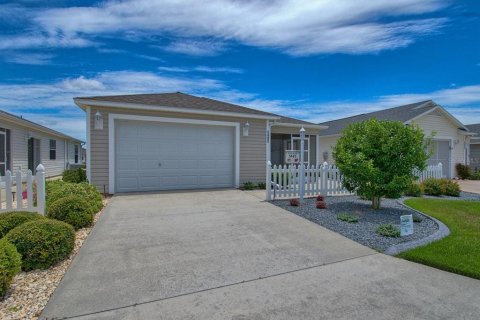 Casa en alquiler en The Villages, Florida, 2 dormitorios, 107.4 m2 № 1832207 - foto 1