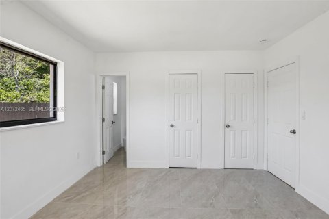 Casa en venta en Miami Gardens, Florida, 3 dormitorios, 110.74 m2 № 2317123 - foto 22