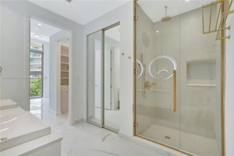 Copropriété à louer à Miami, Floride: 2 chambres, 81.29 m2 № 1946619 - photo 16