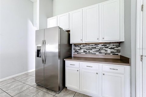 Casa en venta en Kissimmee, Florida, 4 dormitorios, 222.87 m2 № 1900682 - foto 10