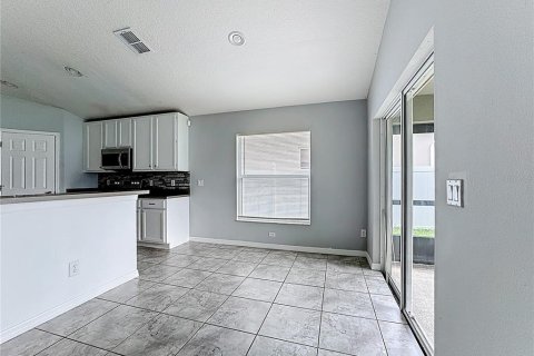 Casa en venta en Kissimmee, Florida, 4 dormitorios, 222.87 m2 № 1900682 - foto 14