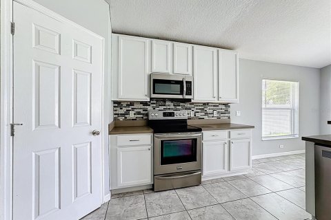 Casa en venta en Kissimmee, Florida, 4 dormitorios, 222.87 m2 № 1900682 - foto 8