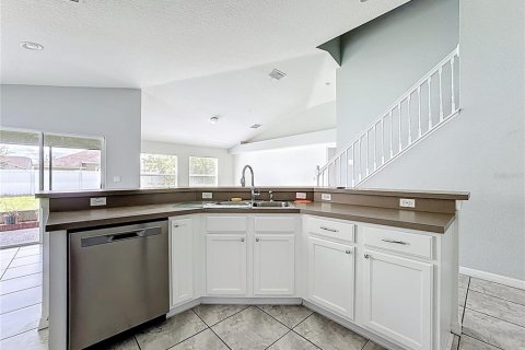 Casa en venta en Kissimmee, Florida, 4 dormitorios, 222.87 m2 № 1900682 - foto 9