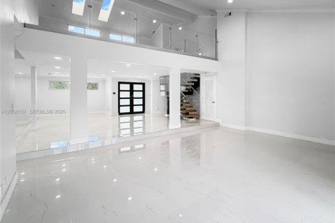 Villa ou maison à vendre à Davie, Floride: 5 chambres, 445.65 m2 № 2256405 - photo 7