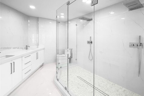 Villa ou maison à vendre à Davie, Floride: 5 chambres, 445.65 m2 № 2256405 - photo 15
