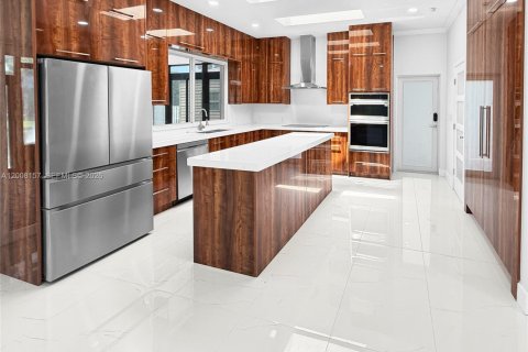 Villa ou maison à vendre à Davie, Floride: 5 chambres, 445.65 m2 № 2256405 - photo 9