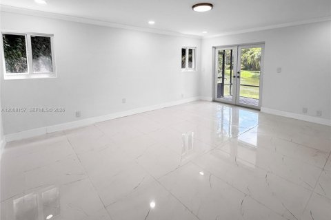 Villa ou maison à vendre à Davie, Floride: 5 chambres, 445.65 m2 № 2256405 - photo 13