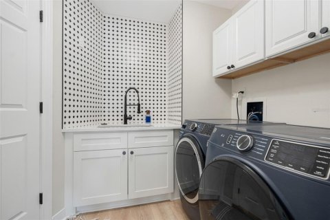 Casa en venta en Sarasota, Florida, 3 dormitorios, 185.62 m2 № 2412734 - foto 30