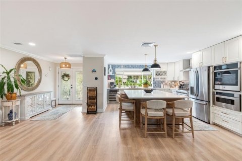 Casa en venta en Sarasota, Florida, 3 dormitorios, 185.62 m2 № 2412734 - foto 11