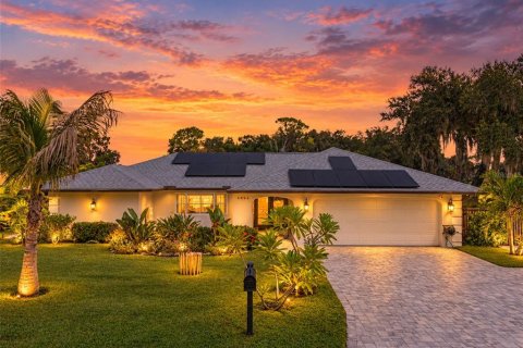 Casa en Sarasota, Florida 3 dormitorios, 185.62 m2 № 2412734