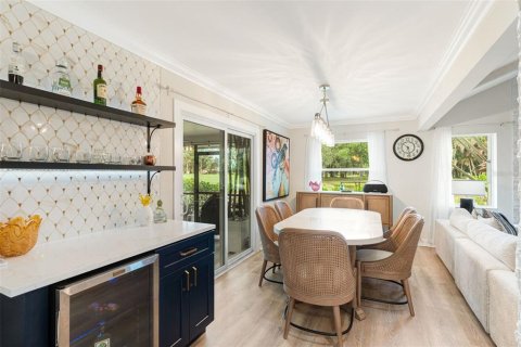 Casa en venta en Sarasota, Florida, 3 dormitorios, 185.62 m2 № 2412734 - foto 7
