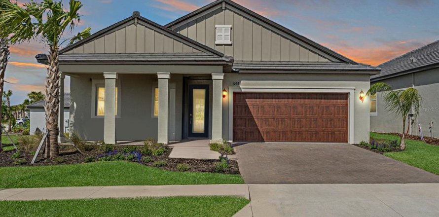 House in San Antonio, Florida 2 bedrooms, 182.83 sq.m. № 1759259