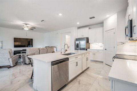Villa ou maison à vendre à San Antonio, Floride: 2 chambres, 182.83 m2 № 1759259 - photo 6