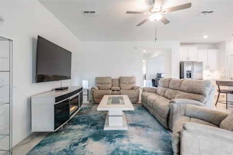 Casa en venta en San Antonio, Florida, 2 dormitorios, 182.83 m2 № 1759259 - foto 14
