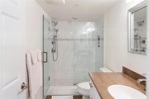 Condo in Sarasota, Florida, 3 bedrooms № 2155698 - photo 28