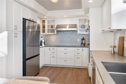 Condo in Sarasota, Florida, 3 bedrooms № 2155698 - photo 11