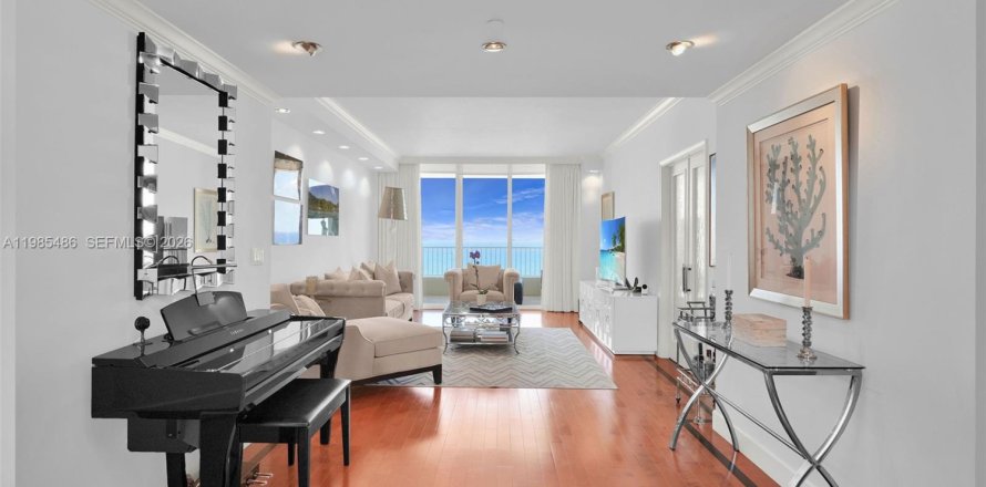 Condo in Highland Beach, Florida, 2 bedrooms  № 2050605